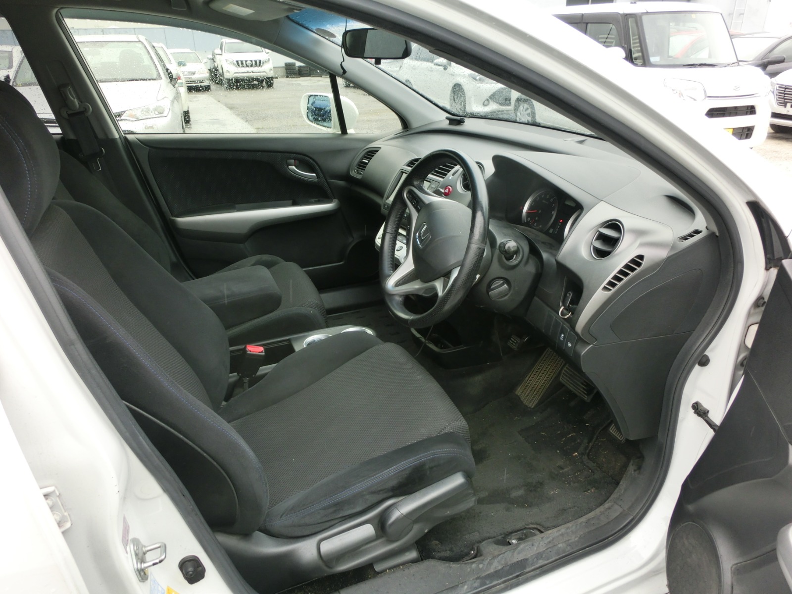 2013 Honda Stream